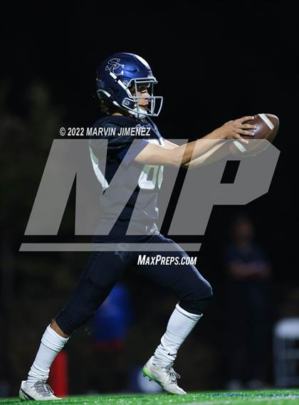 Thumbnail 2 in Sierra Canyon vs Bishop Amat photogallery.