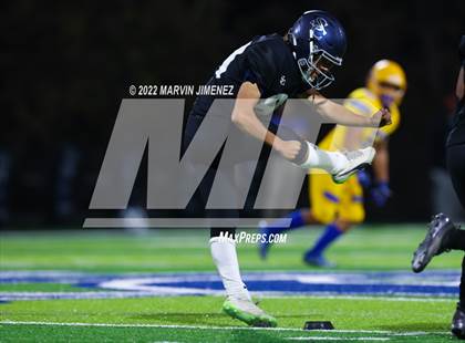 Thumbnail 1 in Sierra Canyon vs Bishop Amat photogallery.