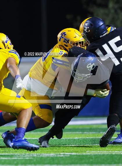Thumbnail 3 in Sierra Canyon vs Bishop Amat photogallery.
