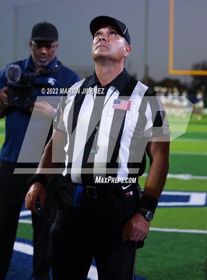 Thumbnail 1 in Sierra Canyon vs Bishop Amat photogallery.