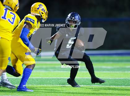 Thumbnail 3 in Sierra Canyon vs Bishop Amat photogallery.