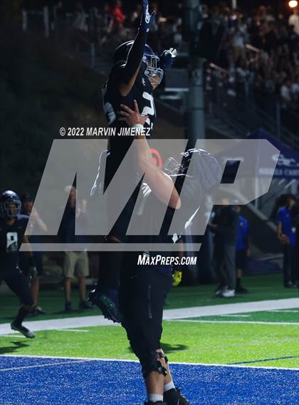 Thumbnail 2 in Sierra Canyon vs Bishop Amat photogallery.