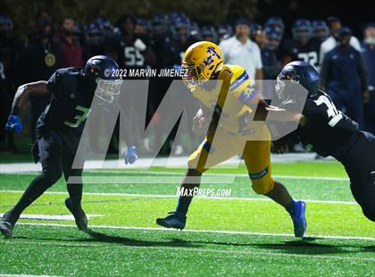 Thumbnail 1 in Sierra Canyon vs Bishop Amat photogallery.