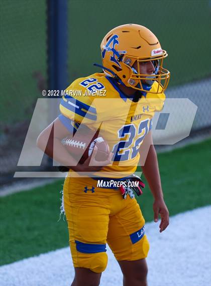 Thumbnail 2 in Sierra Canyon vs Bishop Amat photogallery.
