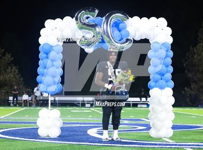 Thumbnail 3 in Sierra Canyon vs Bishop Amat photogallery.