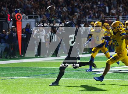 Thumbnail 3 in Sierra Canyon vs Bishop Amat photogallery.