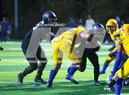 Thumbnail 3 in Sierra Canyon vs Bishop Amat photogallery.