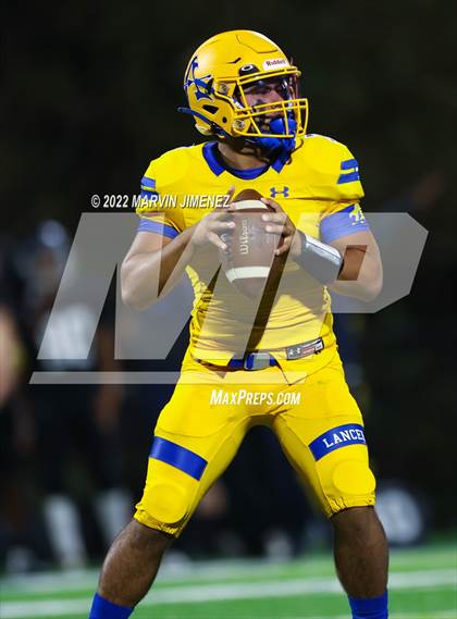 Thumbnail 3 in Sierra Canyon vs Bishop Amat photogallery.