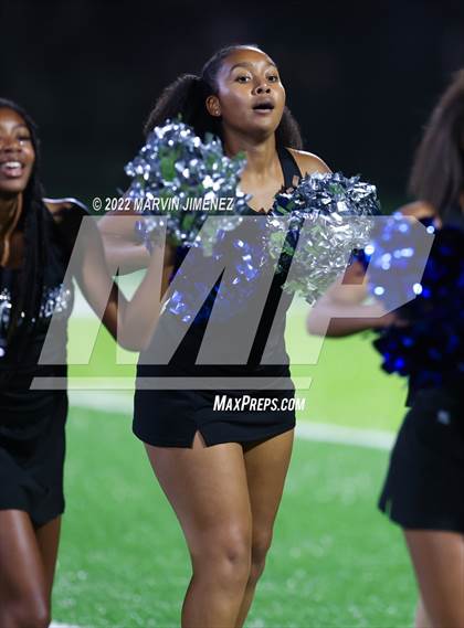Thumbnail 3 in Sierra Canyon vs Bishop Amat photogallery.