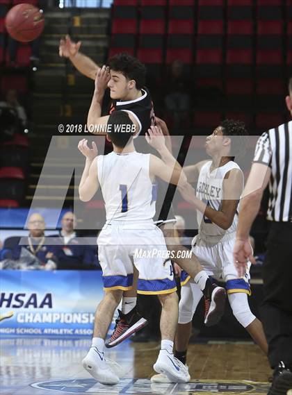 Thumbnail 3 in Ardsley vs. Mohonasen (NYSPHSAA Class A Semifinal) photogallery.