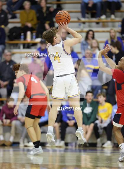 Thumbnail 2 in Kokomo @ Carmel photogallery.