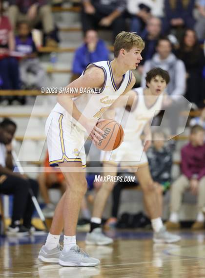 Thumbnail 1 in Kokomo @ Carmel photogallery.