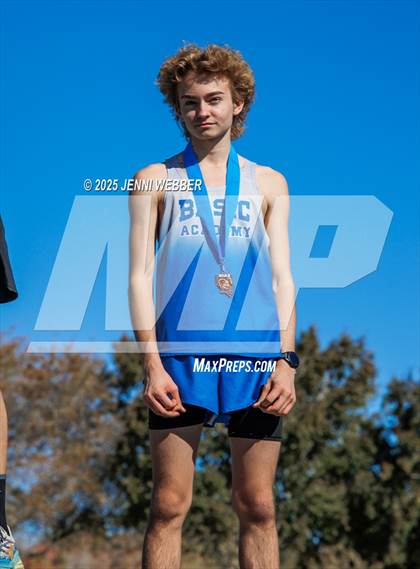 Thumbnail 1 in NIAA 4A State Final photogallery.