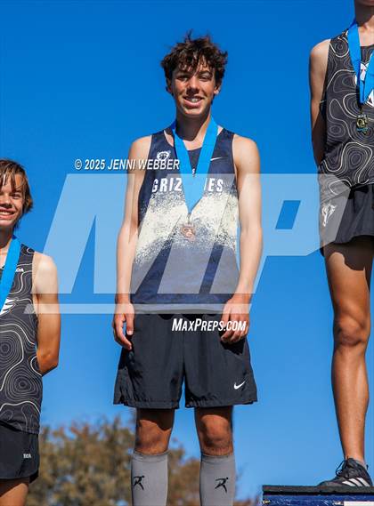 Thumbnail 1 in NIAA 4A State Final photogallery.