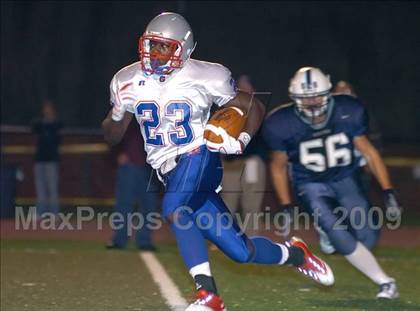 Thumbnail 2 in Glastonbury @ Middletown photogallery.