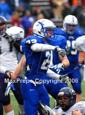 Thumbnail 3 in Glen Este vs. St. Xavier (State Playoffs) photogallery.
