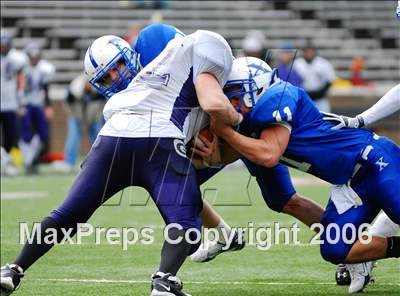 Thumbnail 3 in Glen Este vs. St. Xavier (State Playoffs) photogallery.