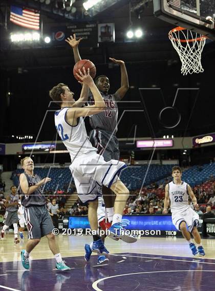 Thumbnail 1 in Sierra vs. Weston Ranch (CIF SJS D3 Final) photogallery.