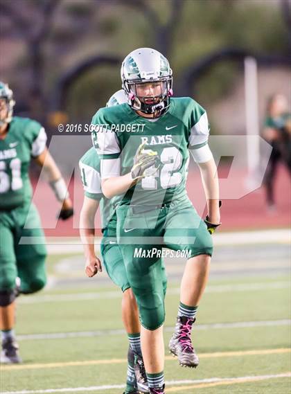 Thumbnail 3 in Great Oak @ Murrieta Mesa photogallery.