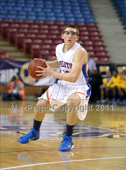 Thumbnail 2 in St. Bernard vs. St. Joseph Notre Dame (CIF State D5 Final) photogallery.