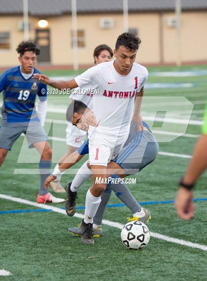 Thumbnail 3 in MacArthur [Douglas] vs Antonian Prep (NEISD Tournament) photogallery.
