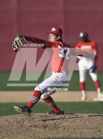 Thumbnail 2 in Brother Rice @ Homewood-Flossmoor photogallery.