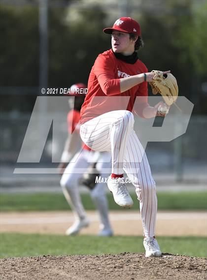 Thumbnail 1 in Brother Rice @ Homewood-Flossmoor photogallery.