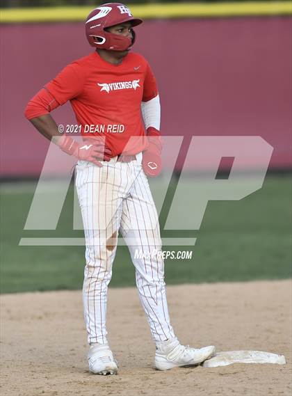 Thumbnail 1 in Brother Rice @ Homewood-Flossmoor photogallery.