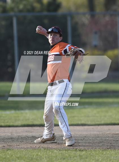 Thumbnail 1 in Brother Rice @ Homewood-Flossmoor photogallery.