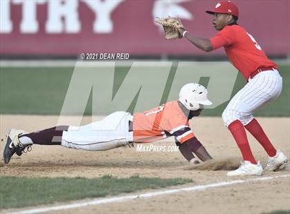 Thumbnail 2 in Brother Rice @ Homewood-Flossmoor photogallery.