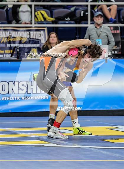 Thumbnail 1 in NYSPHSAA Division 2 State Championships (Quarters & Wrestlebacks 110 to 124) photogallery.