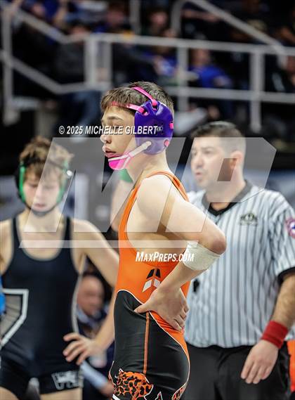 Thumbnail 3 in NYSPHSAA Division 2 State Championships (Quarters & Wrestlebacks 110 to 124) photogallery.