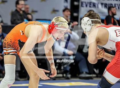 Thumbnail 1 in NYSPHSAA Division 2 State Championships (Quarters & Wrestlebacks 110 to 124) photogallery.