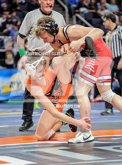 Thumbnail 1 in NYSPHSAA Division 2 State Championships (Quarters & Wrestlebacks 110 to 124) photogallery.