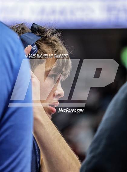 Thumbnail 1 in NYSPHSAA Division 2 State Championships (Quarters & Wrestlebacks 110 to 124) photogallery.