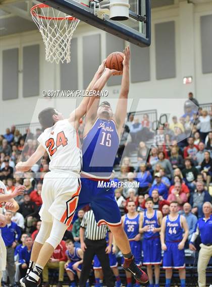 Thumbnail 3 in Tri-Village vs. Versailles photogallery.