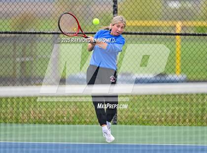 Thumbnail 2 in Kokomo vs Lake Central (Delta Invitational)  photogallery.