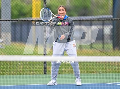 Thumbnail 2 in Kokomo vs Lake Central (Delta Invitational)  photogallery.