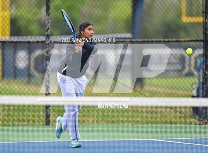 Thumbnail 2 in Kokomo vs Lake Central (Delta Invitational)  photogallery.