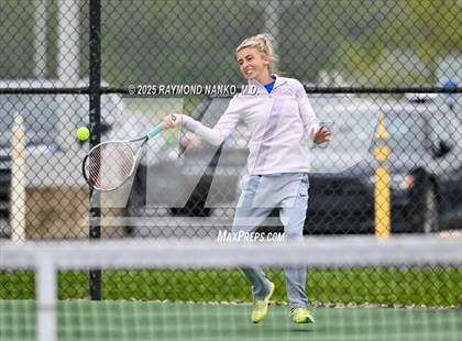 Thumbnail 2 in Kokomo vs Lake Central (Delta Invitational)  photogallery.
