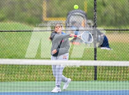 Thumbnail 3 in Kokomo vs Lake Central (Delta Invitational)  photogallery.