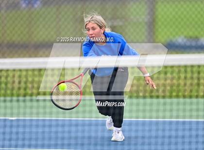 Thumbnail 3 in Kokomo vs Lake Central (Delta Invitational)  photogallery.