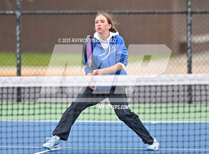 Thumbnail 3 in Kokomo vs Lake Central (Delta Invitational)  photogallery.