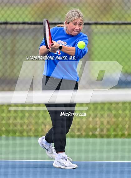Thumbnail 2 in Kokomo vs Lake Central (Delta Invitational)  photogallery.