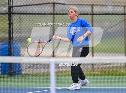 Thumbnail 2 in Kokomo vs Lake Central (Delta Invitational)  photogallery.