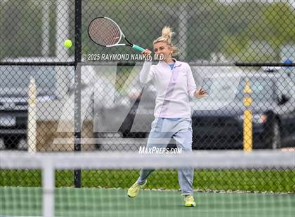 Thumbnail 3 in Kokomo vs Lake Central (Delta Invitational)  photogallery.