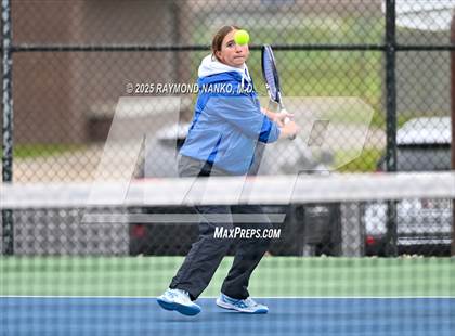 Thumbnail 3 in Kokomo vs Lake Central (Delta Invitational)  photogallery.