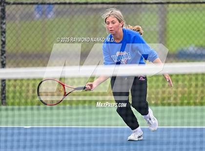 Thumbnail 2 in Kokomo vs Lake Central (Delta Invitational)  photogallery.