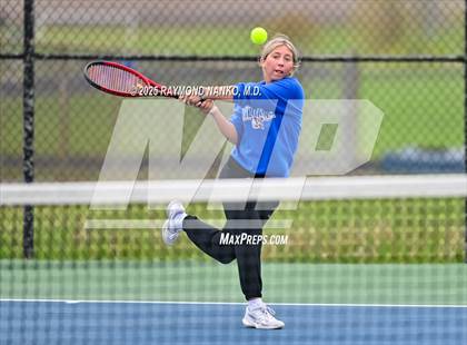 Thumbnail 3 in Kokomo vs Lake Central (Delta Invitational)  photogallery.