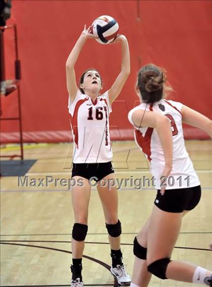 Thumbnail 1 in Alta Loma vs Mayfield (Molten Classic) photogallery.